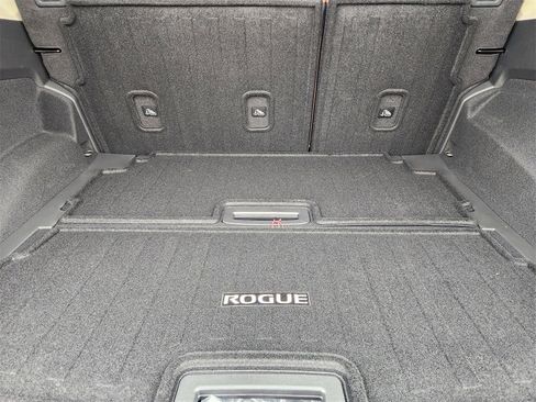 New 2026 Nissan Rogue Platinum image 23