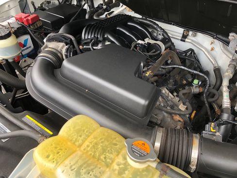 Used 2018 Nissan NV 2500 SL w/ Navigation Package image 36