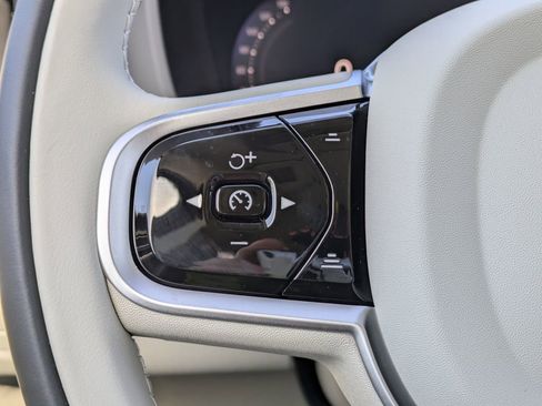 New 2026 Volvo XC60 B5 Ultra w/ Protection Package Premier AWD/4WD image 35