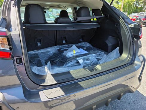 New 2025 Subaru Crosstrek 2.5i Limited w/ Popular Package #4A image 7