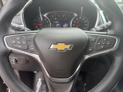 Used 2024 Chevrolet Equinox LT FWD image 23