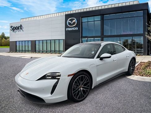 Used 2023 Porsche Taycan RWD image 7