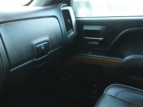 Used 2018 Chevrolet Silverado 2500 High Country w/ Duramax Plus Package AWD/4WD image 47