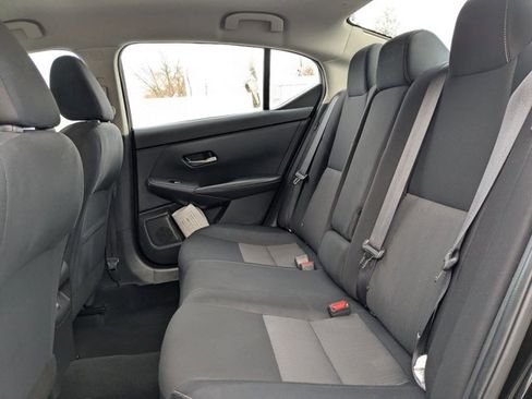 Used 2022 Nissan Sentra SV image 18