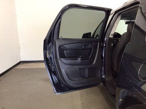 Used 2013 GMC Acadia SLE AWD/4WD image 16