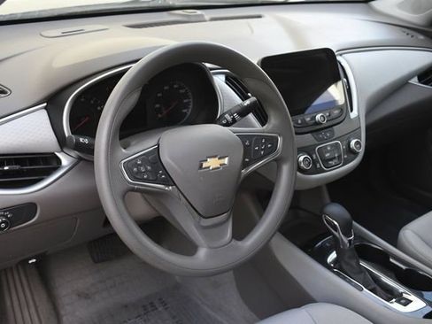 Used 2024 Chevrolet Malibu LS w/ Driver Confidence Package image 19