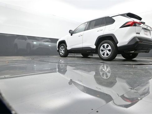 Used 2023 Toyota RAV4 LE image 23