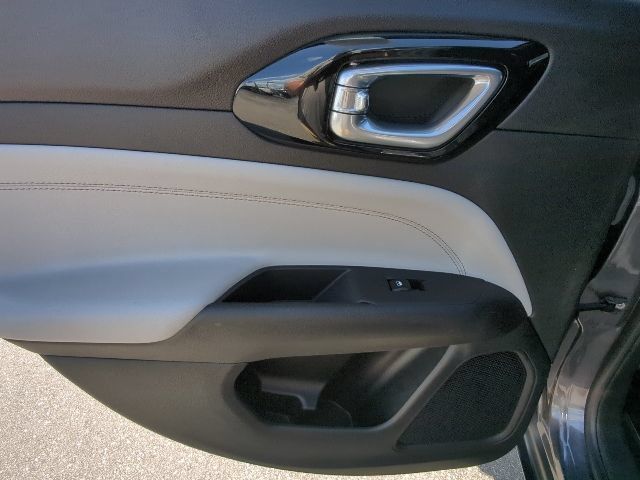 Used 2024 Jeep Compass Limited AWD/4WD image 25