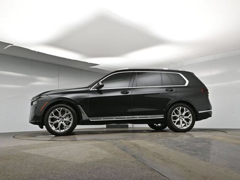 Used 2023 BMW X7 xDrive40i w/ Premium Package AWD/4WD image 49