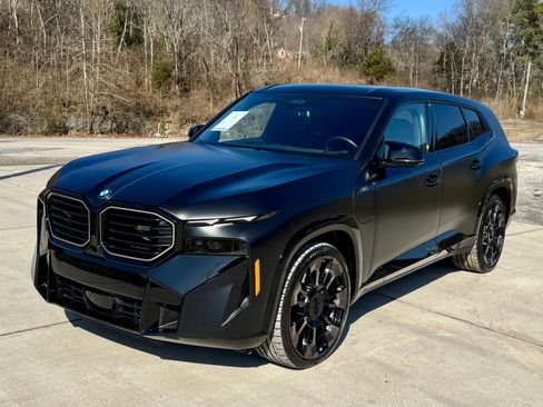 Used 2024 BMW XM image 2