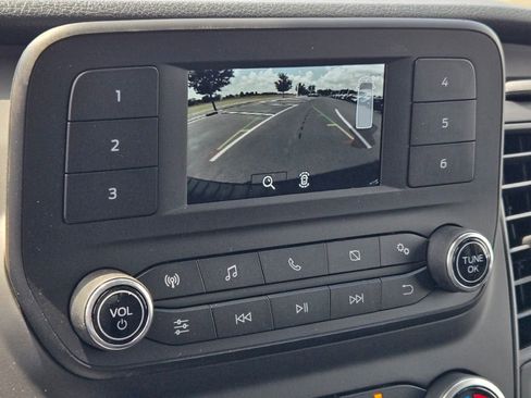 New 2025 Ford Transit 250 Low Roof image 19