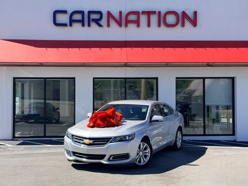 Used 2017 Chevrolet Impala LT w/ Leather Package FWD image 2