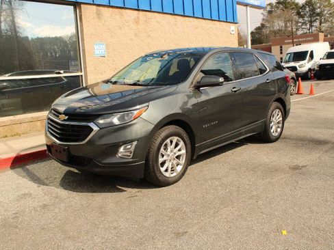 Used 2019 Chevrolet Equinox LT image 3