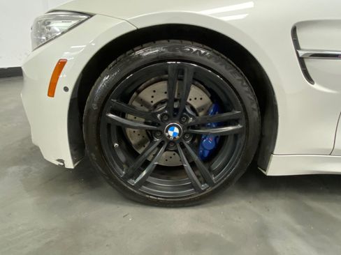 Used 2016 BMW M4 Convertible RWD image 28