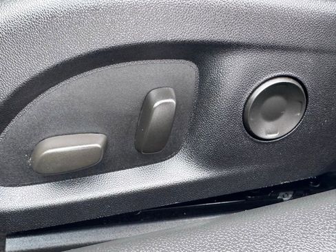 Used 2022 Cadillac CT4 Premium Luxury image 25