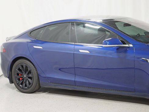 Used 2019 Tesla Model S P100D image 3