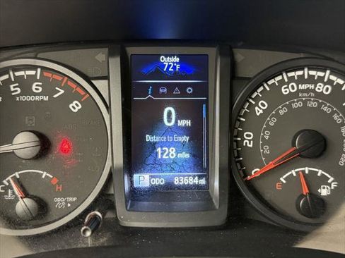 Certified 2022 Toyota Tacoma SR image 21