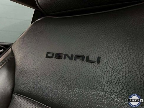 Used 2023 GMC Yukon XL Denali image 57