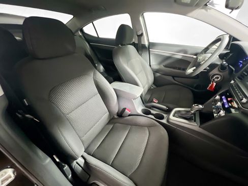 Used 2020 Hyundai Elantra SE w/ Cargo Package (C1) FWD image 29