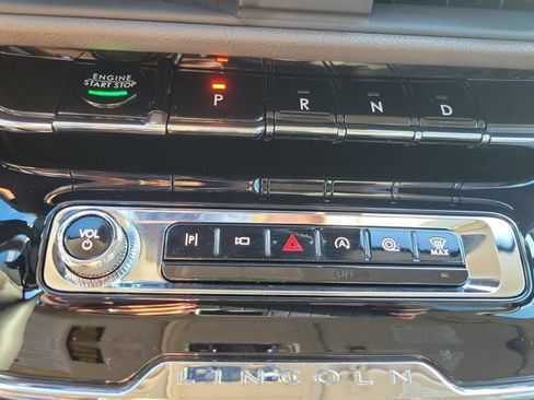 Certified 2023 Lincoln Corsair FWD image 25