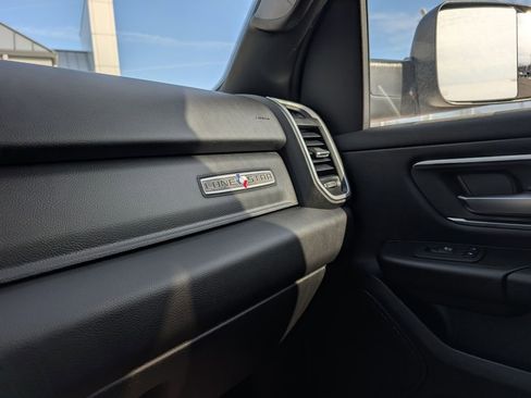 Used 2023 RAM 1500 Lone Star image 32