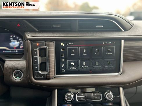 Used 2024 GMC Yukon Denali image 30