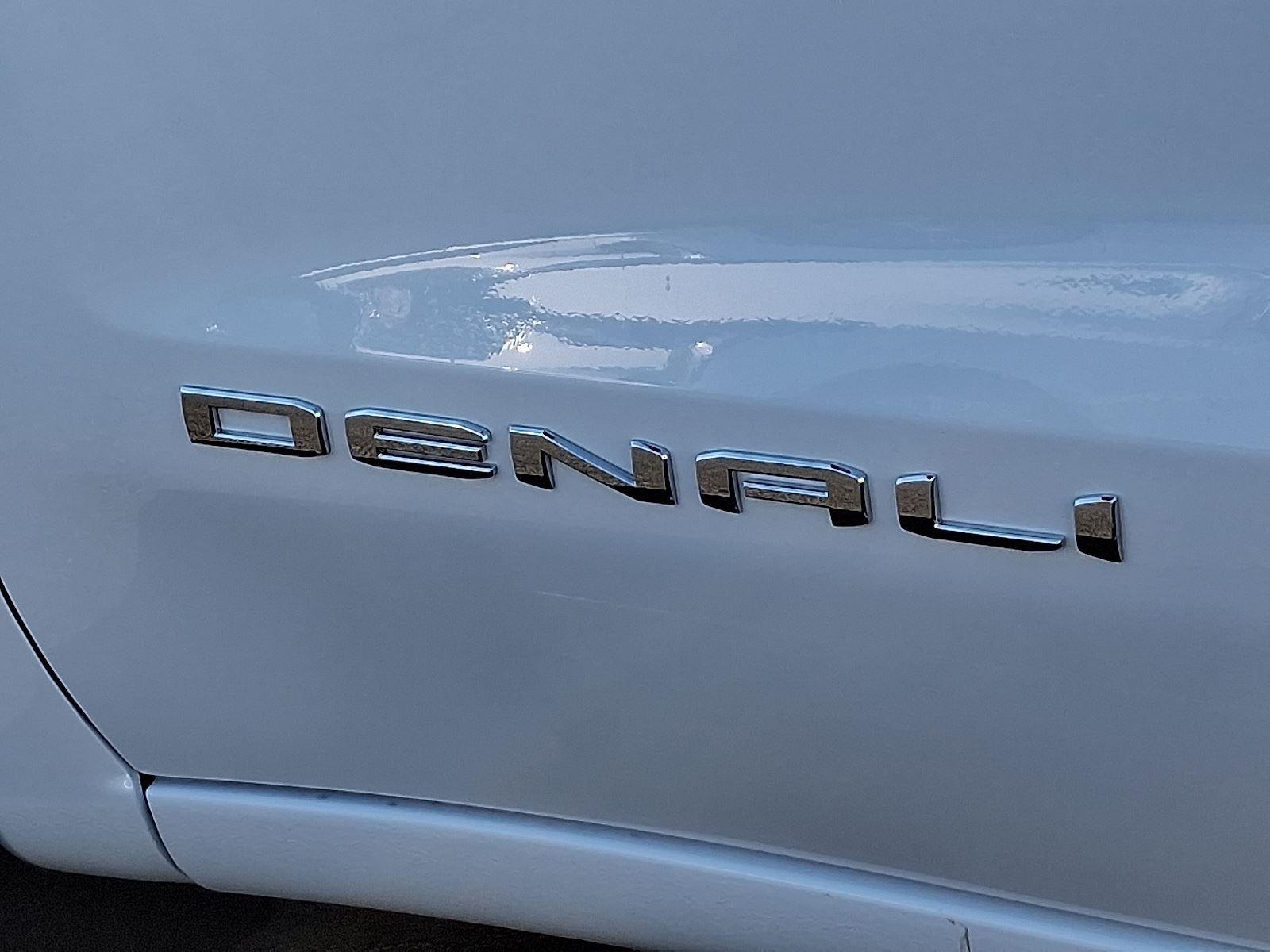 New 2026 GMC Sierra 1500 Denali w/ Denali Reserve Package AWD/4WD image 12