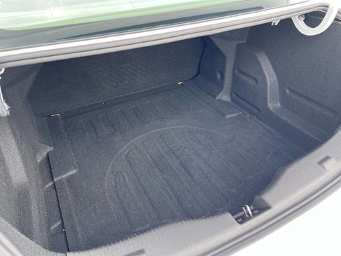 Used 2018 Chevrolet Cruze LS w/ LS Fleet Convenience Package image 23