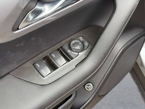 New 2026 Chevrolet Blazer LT w/ Convenience Package FWD image 18