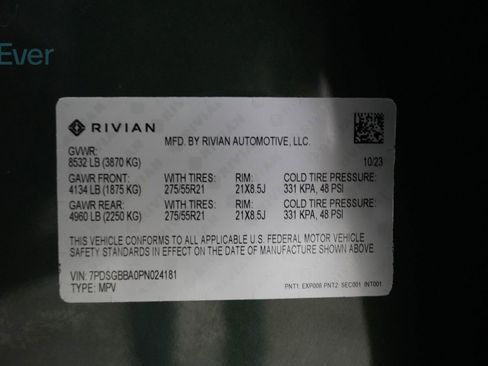 Used 2023 Rivian R1S Adventure AWD/4WD image 28