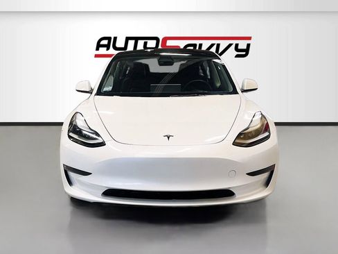 Used 2023 Tesla Model 3 Performance image 2