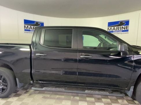 Used 2025 Chevrolet Silverado 1500 Custom AWD/4WD image 3