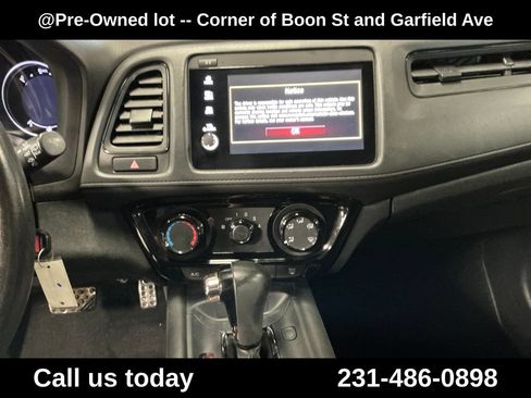 Used 2020 Honda HR-V Sport image 16