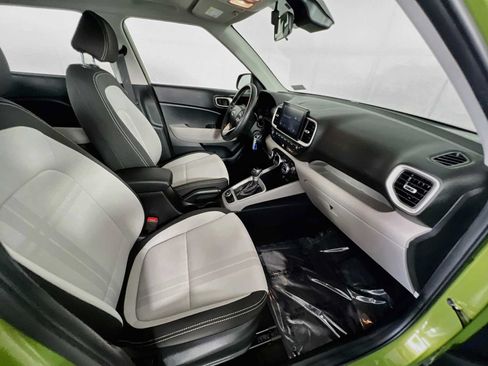 Certified 2023 Hyundai Venue SEL FWD image 28