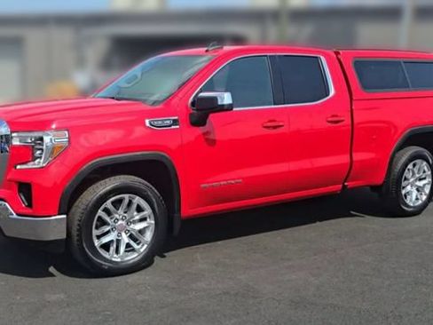 Used 2021 GMC Sierra 1500 SLE w/ X31 Off-Road Package AWD/4WD image 5