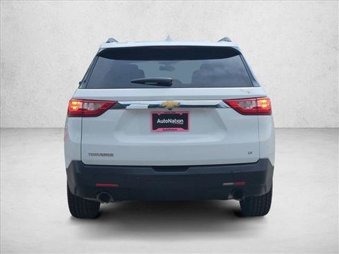 Certified 2019 Chevrolet Traverse LT FWD image 7
