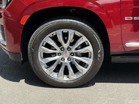 Certified 2024 GMC Yukon XL Denali w/ Max Trailering Package AWD/4WD image 8