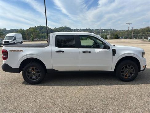 Certified 2023 Ford Maverick Tremor w/ Tremor Off-Road Package image 5