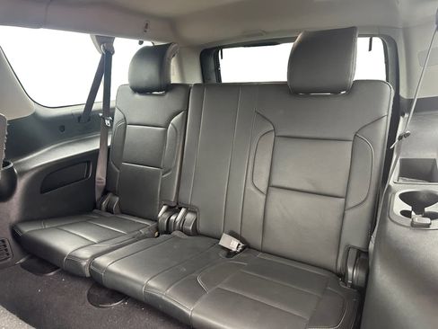 Used 2019 GMC Yukon XL SLT image 12