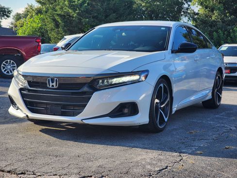 Used 2021 Honda Accord Sport image 3