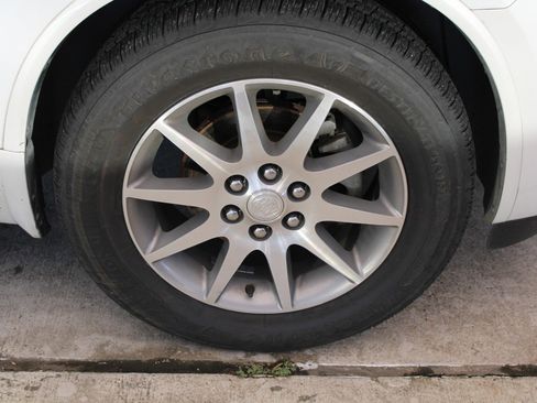 Used 2016 Buick Enclave Leather w/ Trailering Package image 25