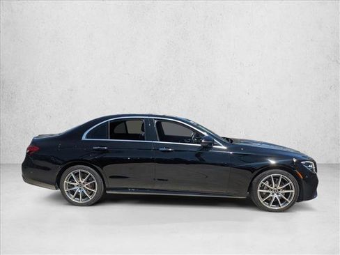 Certified 2022 Mercedes-Benz E 450 4MATIC Sedan image 4