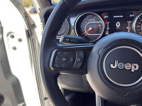 Used 2020 Jeep Wrangler Unlimited Sport image 24