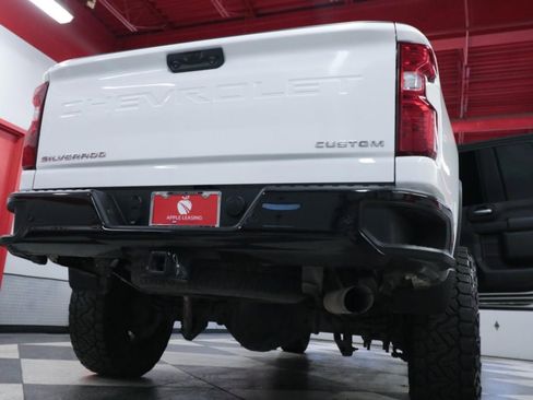 Used 2024 Chevrolet Silverado 2500 Custom w/ Custom Value Package image 31