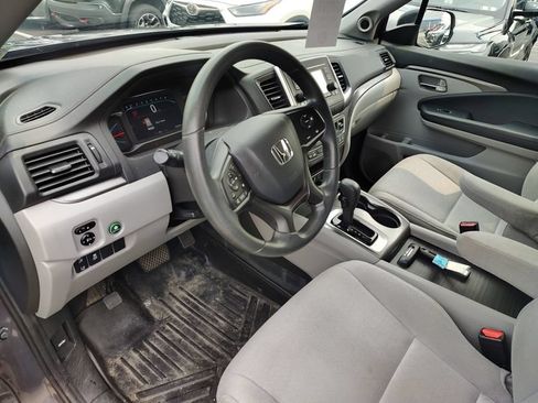 Used 2019 Honda Pilot LX image 10