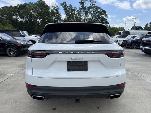 Used 2020 Porsche Cayenne image 21
