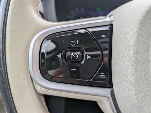 Certified 2022 Volvo XC60 B5 Inscription w/ Advanced Package image 26