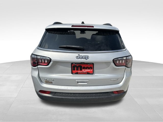Used 2024 Jeep Compass Latitude AWD/4WD image 14