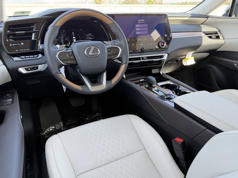 New 2026 Lexus RX 350 image 25