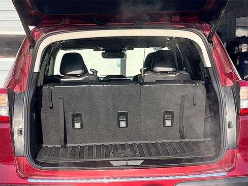 Used 2023 Subaru Ascent Limited w/ Technology Package image 28